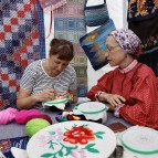 Яркими событиями и бойкой торговлей встретила жителей и гостей Курганской области Крестовско-Ивановская ярмарка
Яркими событиями и бойкой торговлей встретила жителей и гостей Курганской области Крестовско-Ивановская ярмарка