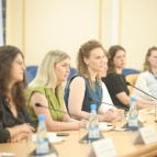 
											Губернатор Вадим Шумков встретился с архитекторами и дизайнерами Всероссийского урбанистического хакатона &laquo;Города&raquo;									