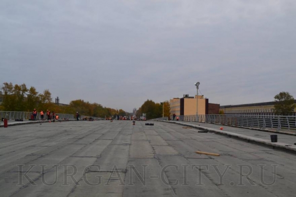 В Кургане власти рассказали, на какой стадии ремонт моста ЖБИ 