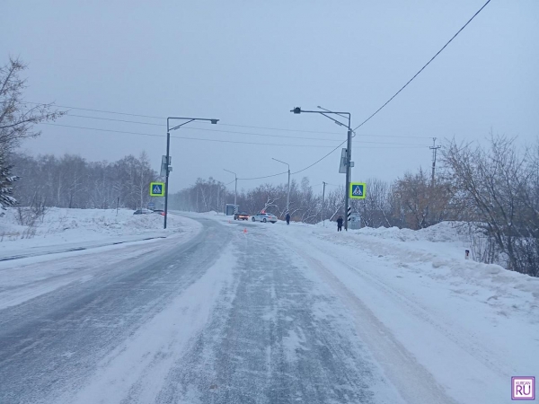 В Кургане ребенок попал под колеса на пешеходном переходе В Кургане ребенок попал под колеса на пешеходном переходе