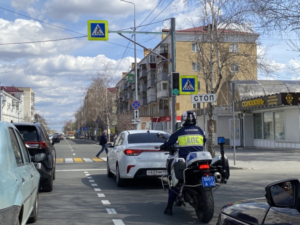 В Кургане госавтоинспекторы открыли мотосезон