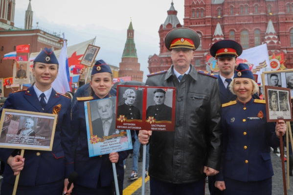 Председатель СК России и сотрудники ведомства приняли участие в шествии &laquo;Бессмертного полка&raquo;