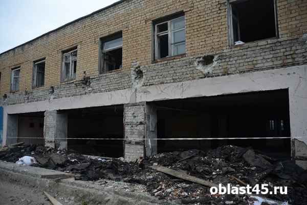 «Ломать – не строить». В Кургане из-за халатности владельца рушится цех исторического предприятия «Ломать – не строить». В Кургане из-за халатности владельца рушится цех исторического предприятия