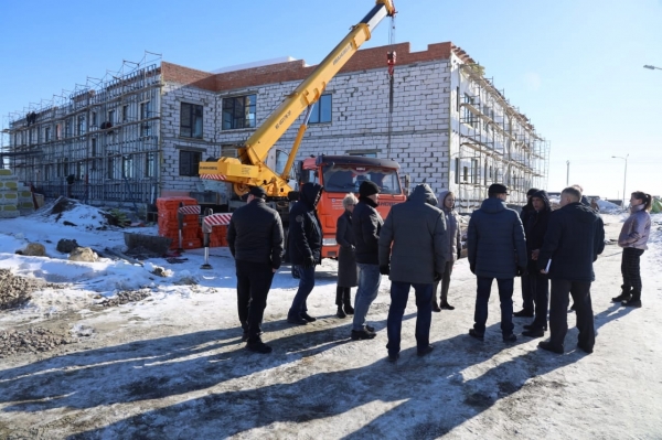 В зауральском селе отремонтировали дороги и социальные объекты В зауральском селе отремонтировали дороги и социальные объекты