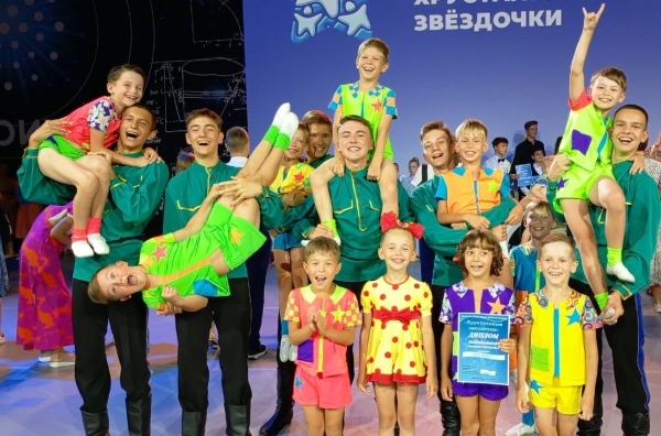 Зауральский ансамбль танца вышел в финал всероссийского конкурса Зауральский ансамбль танца вышел в финал всероссийского конкурса