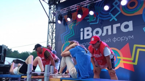 ГТО на «iВолге»: выполнение нормативов, шоу рекордов, общение с чемпионкой ГТО на «iВолге»: выполнение нормативов, шоу рекордов, общение с чемпионкой