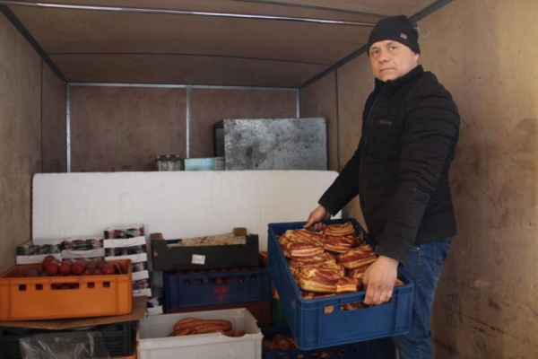Фермеры Зауралья представят свою продукцию на ярмарке в ЯНАО Фермеры Зауралья представят свою продукцию на ярмарке в ЯНАО