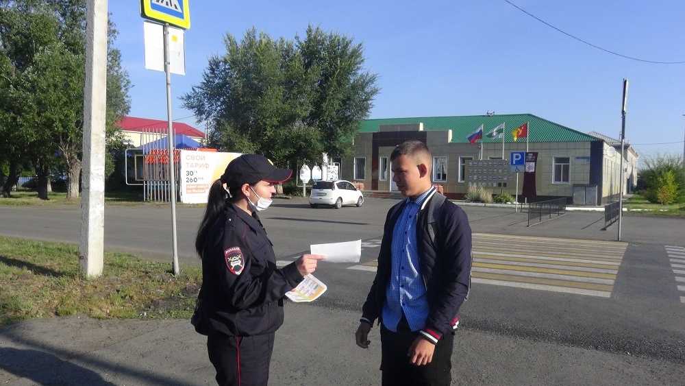 -106351883_457363702