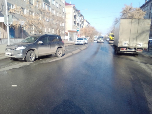 В Кургане две &laquo;Toyota Rav4&raquo; сбили двух женщин