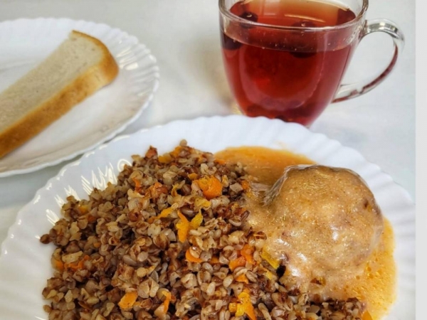 Для курганских школьников создали дополнительное меню Для курганских школьников создали дополнительное меню