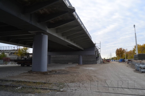 В Кургане власти рассказали, на какой стадии ремонт моста ЖБИ 