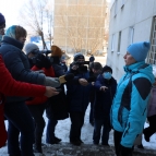 
											Журналистский санитарный патруль и члены ОНФ оценили качество уборки дворов от снега и наледи									
