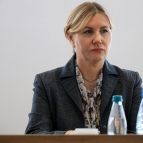 Заместитель главы региона по социальной политике Наталья Кирилова встретилась с родителями детей с ОВЗ
Заместитель главы региона по социальной политике Наталья Кирилова встретилась с родителями детей с ОВЗ
