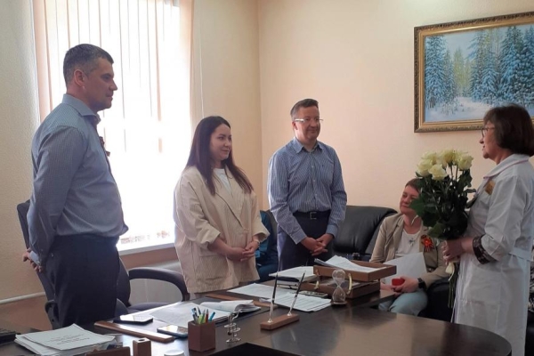 В Кургане назначили исполняющего обязанности главного врача детской поликлиники В Кургане назначили исполняющего обязанности главного врача детской поликлиники
